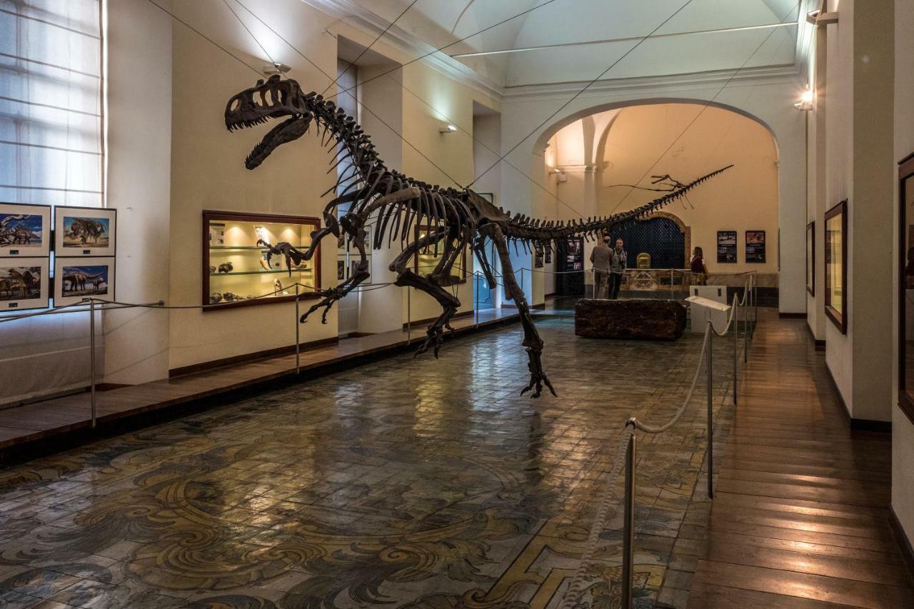 Art Suite Nel Cuore Di Napoli Exterior foto